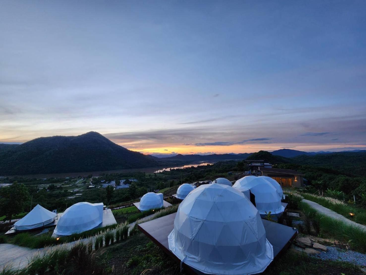 สกายเบย์ เชียงคาน Hotel Pha Baen ภายนอก รูปภาพ