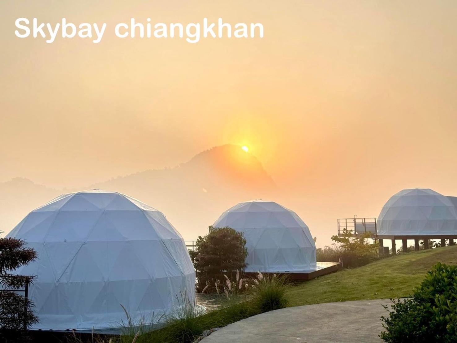 สกายเบย์ เชียงคาน Hotel Pha Baen ภายนอก รูปภาพ
